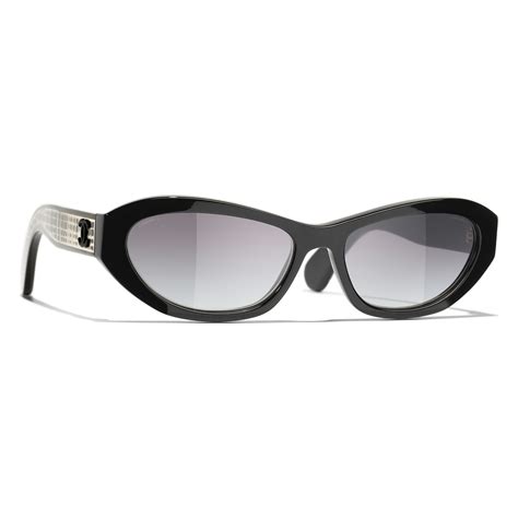 chanel oval sunglasses black and white